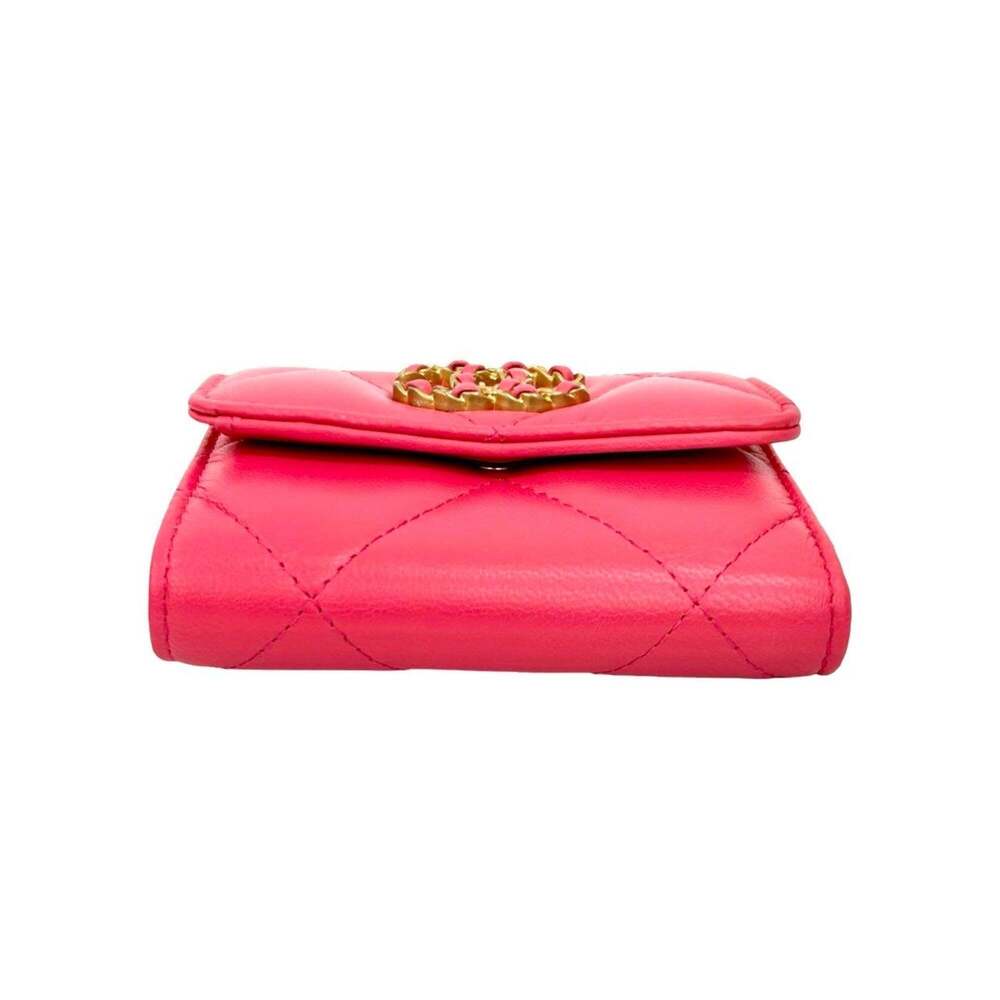 CHANEL Authentic Pink Leather Logo Wallet - Picture 6 of 10